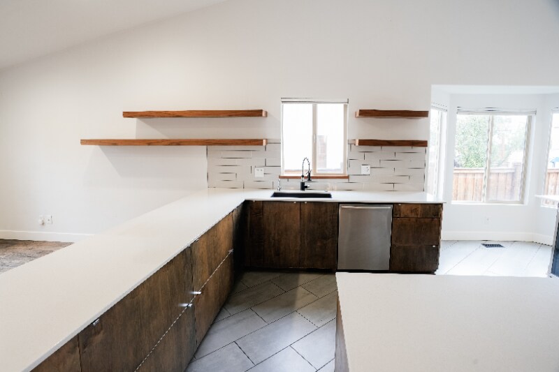 Building Photo - 1795 E Walnut Grove Dr