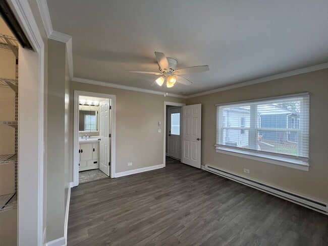 Building Photo - 206 Raupp Blvd