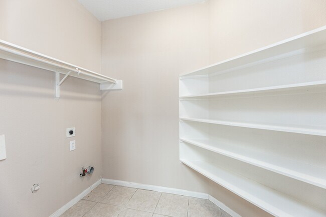 Building Photo - 25219 Spring Iris Ln