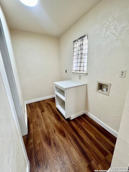 Building Photo - 6803 Indian Lake Dr