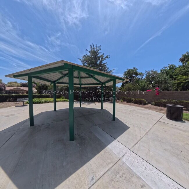 Building Photo - 4031 Cey Ct