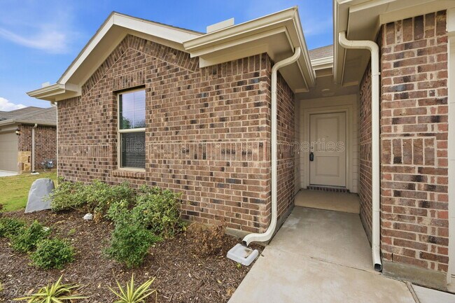 Building Photo - 508 Regiment Rd