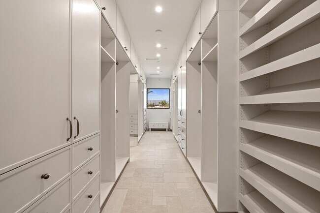 Building Photo - 80805 Vista Bonita Trail
