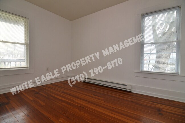 Building Photo - 738 Harrison Ave