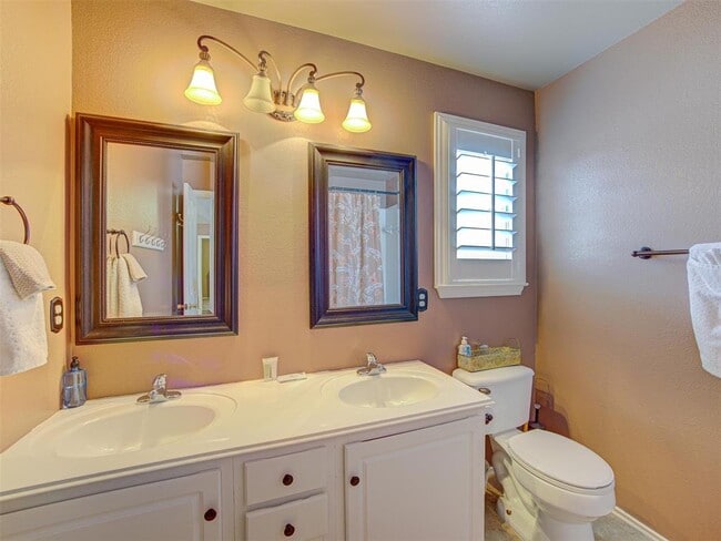 Building Photo - 2203 Kerr Trail