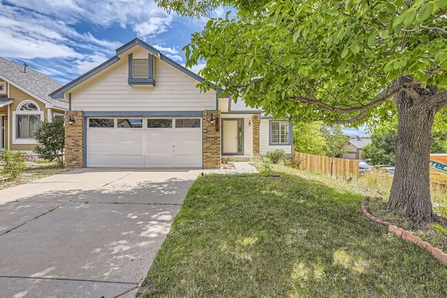 Primary Photo - Beautifully Remodeled 3 Bed/2 Bathroom Hom...