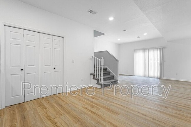 Building Photo - 17324 E Susquehanna Dr