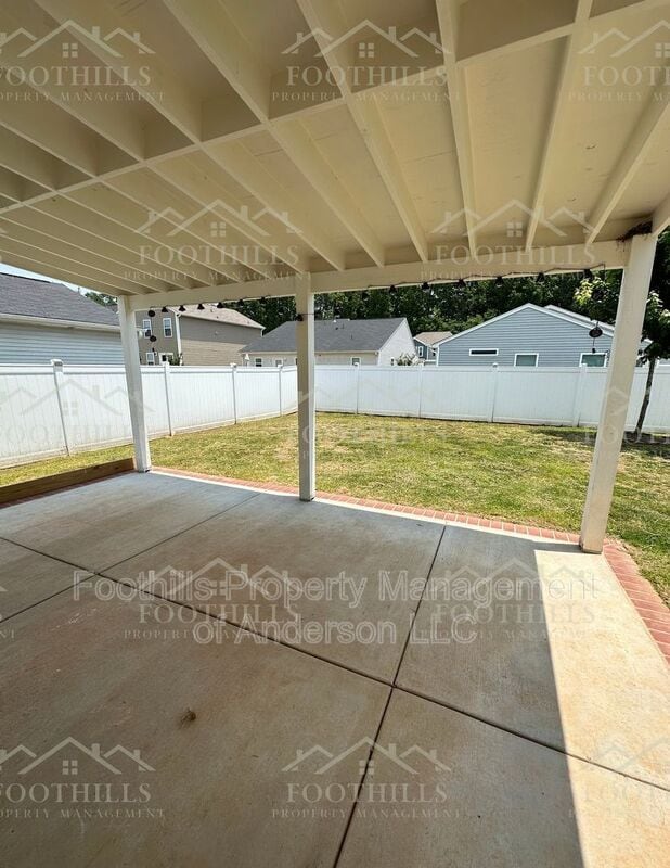 Building Photo - 123 Traditions Blvd