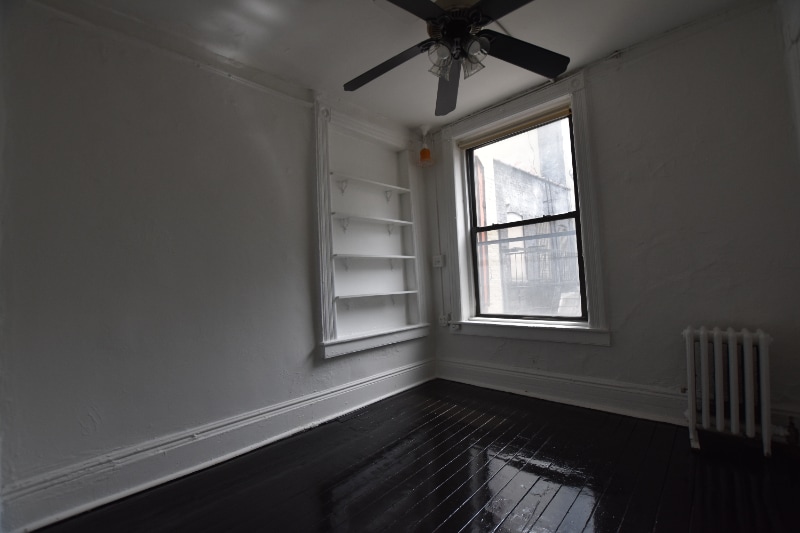 Building Photo - 247 Grand St