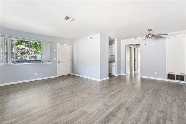 Building Photo - 4718 Hayford Way