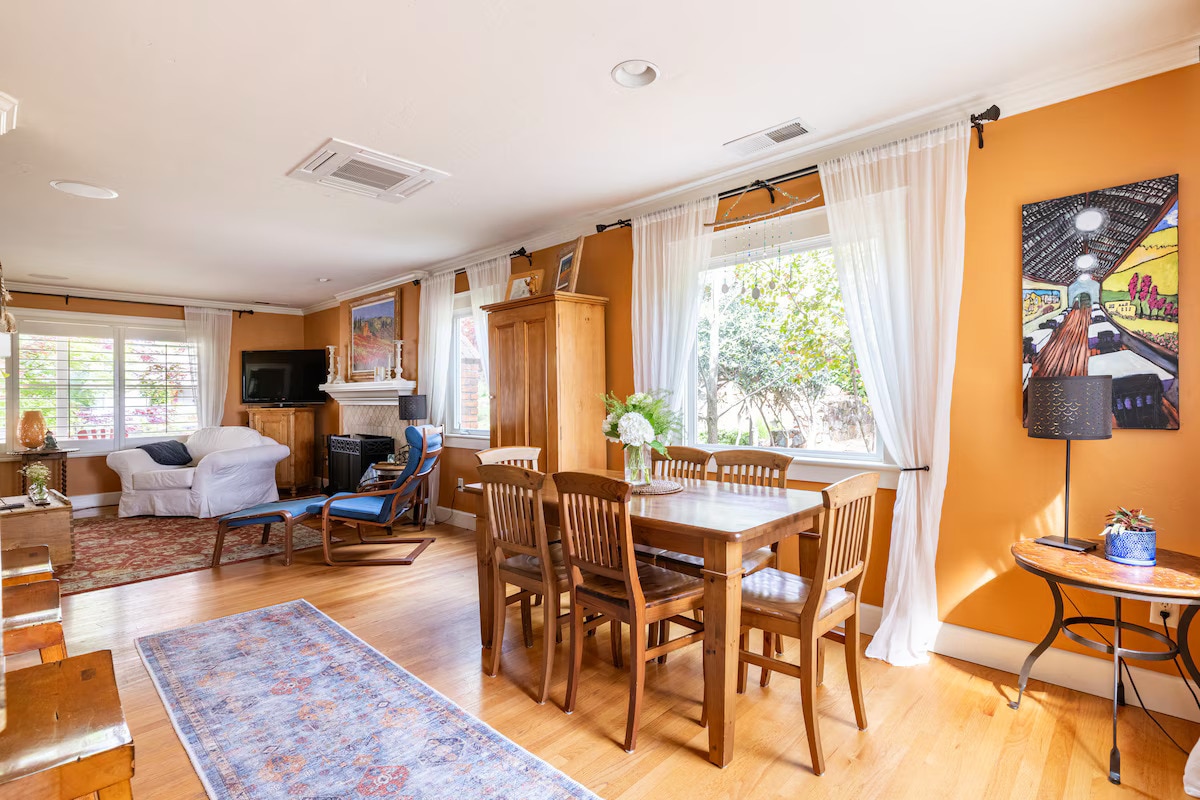 Dining Area - 165 Terrace St