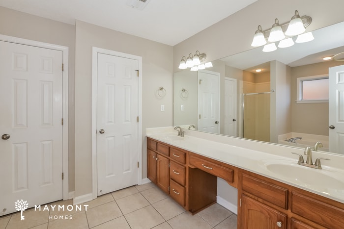 Building Photo - 2402 Mason Dr