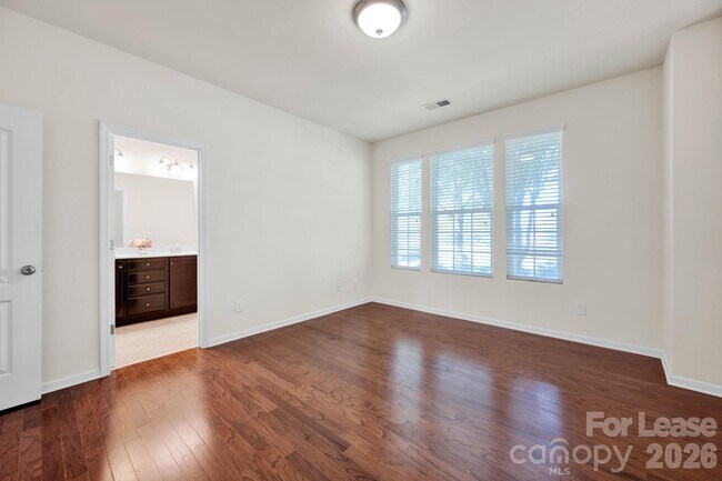 Building Photo - 18448 W Catawba Ave