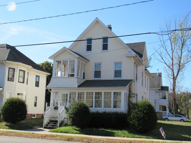 Building Photo - 86 Bridge St