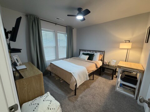 Building Photo - 1910 SW Cooper Ave