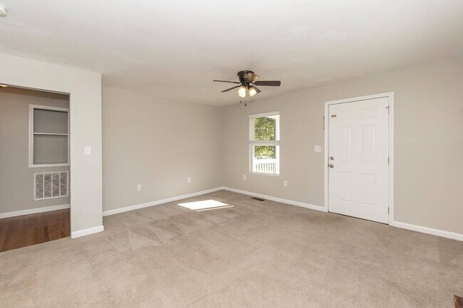 Building Photo - Mason Street