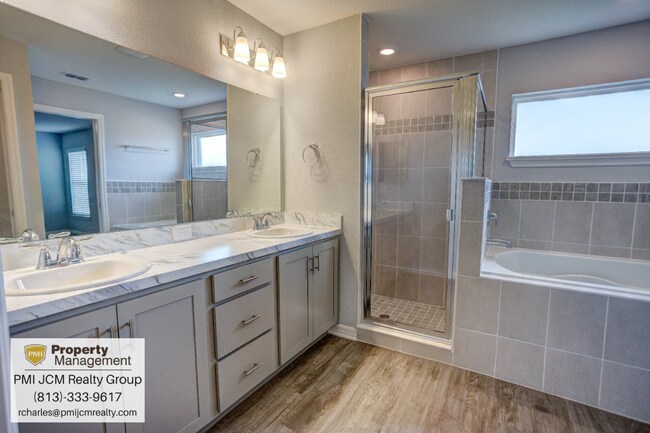 Building Photo - Magnificent, New Construction Winter Haven...