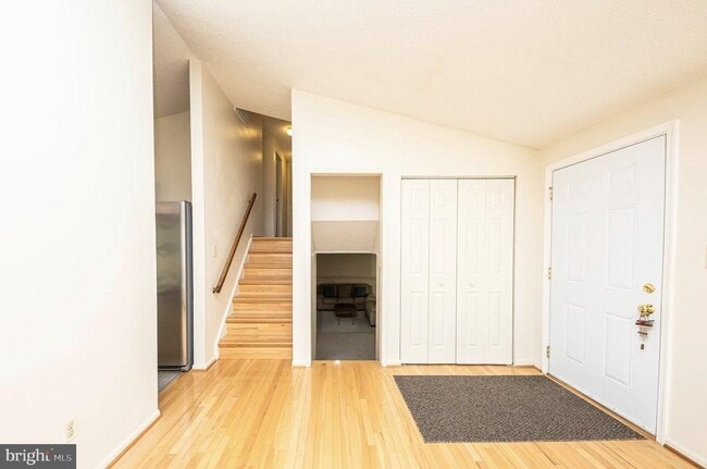 Building Photo - 1803 E Beech Rd