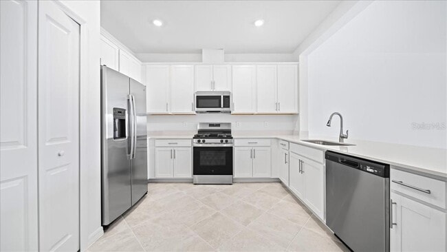 Building Photo - 14694 White Pearl Rd