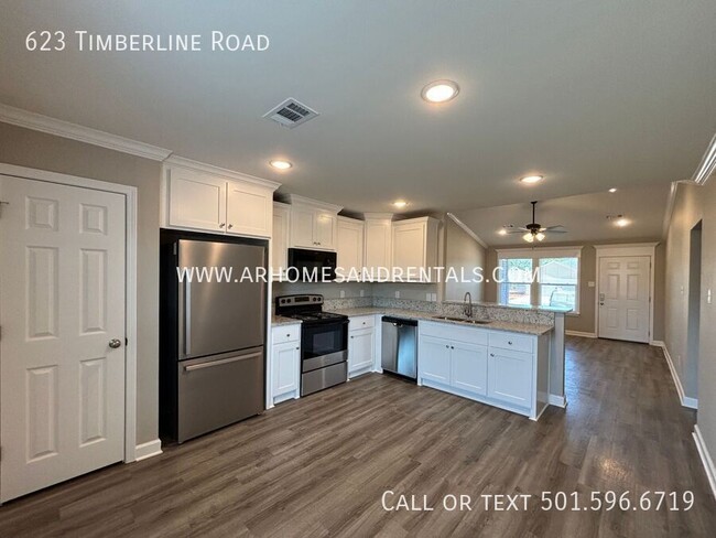 Building Photo - 623 Timberline Rd