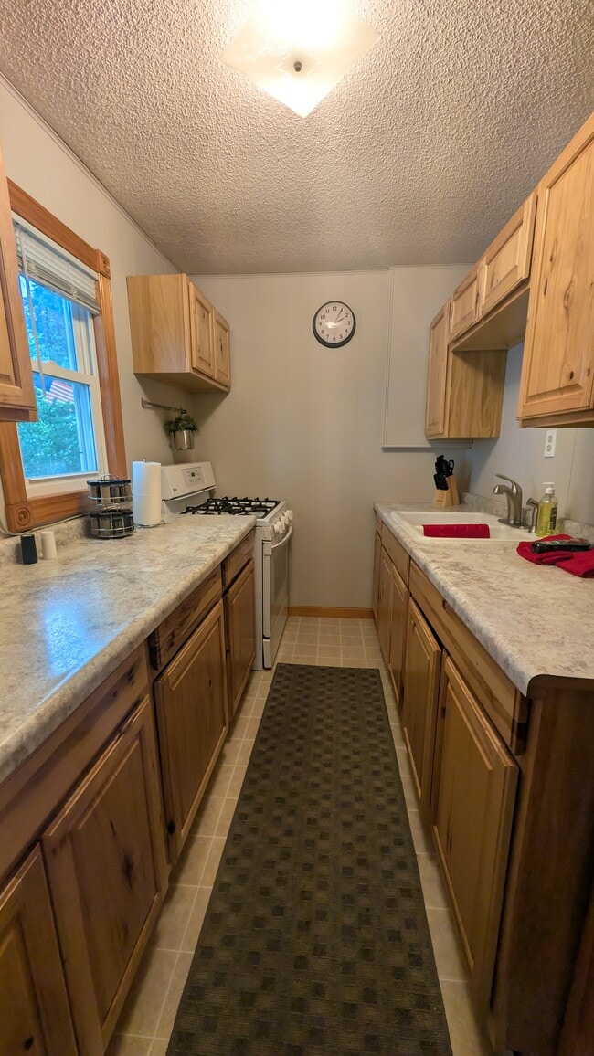 Building Photo - 1321 S Darling Dr NW