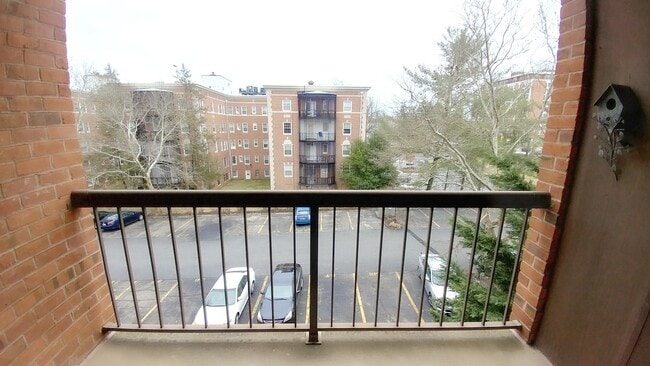 Building Photo - 6711 Park Heights Ave