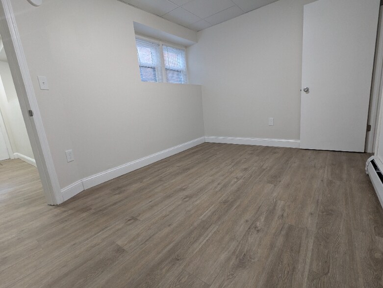 Building Photo - 544 Madison Ave