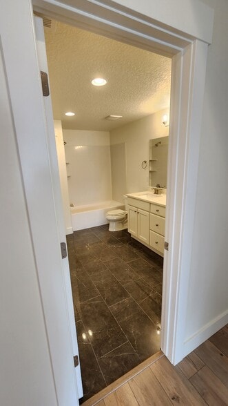 Bathroom - 1467 N Orchard Ridge Ln