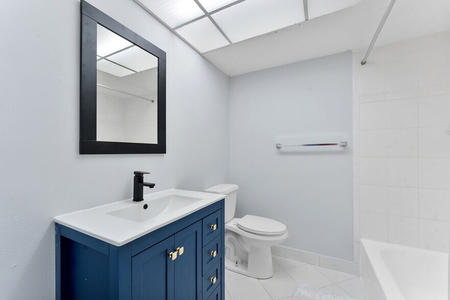 Building Photo - 9370 SW 8th St