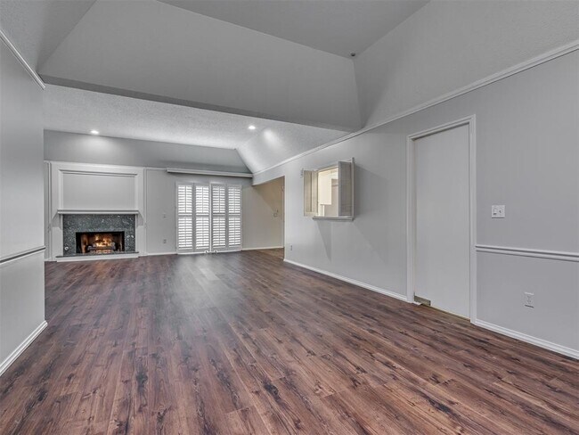 Building Photo - 2530 NW 62nd St
