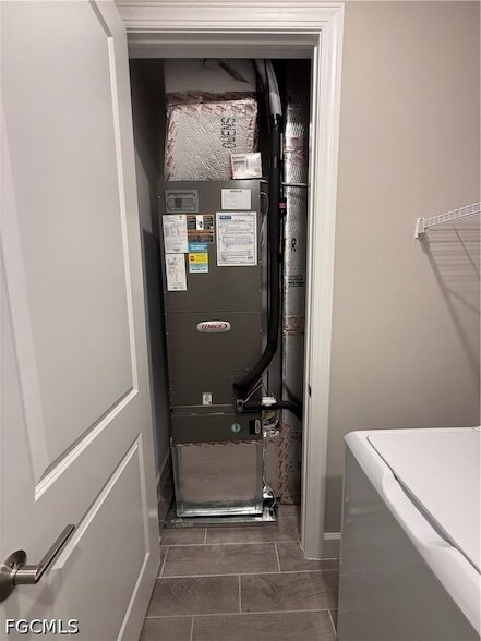 Building Photo - 107 SW 34th Pl