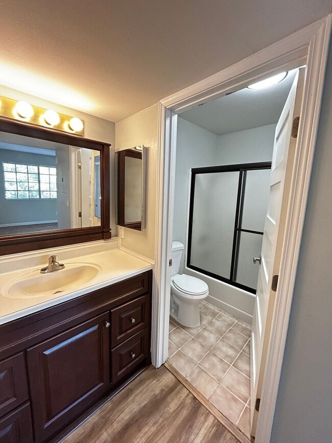 Building Photo - AVAILABLE NOW - Beautiful Condo in the Heart of Vibrant San Diego!