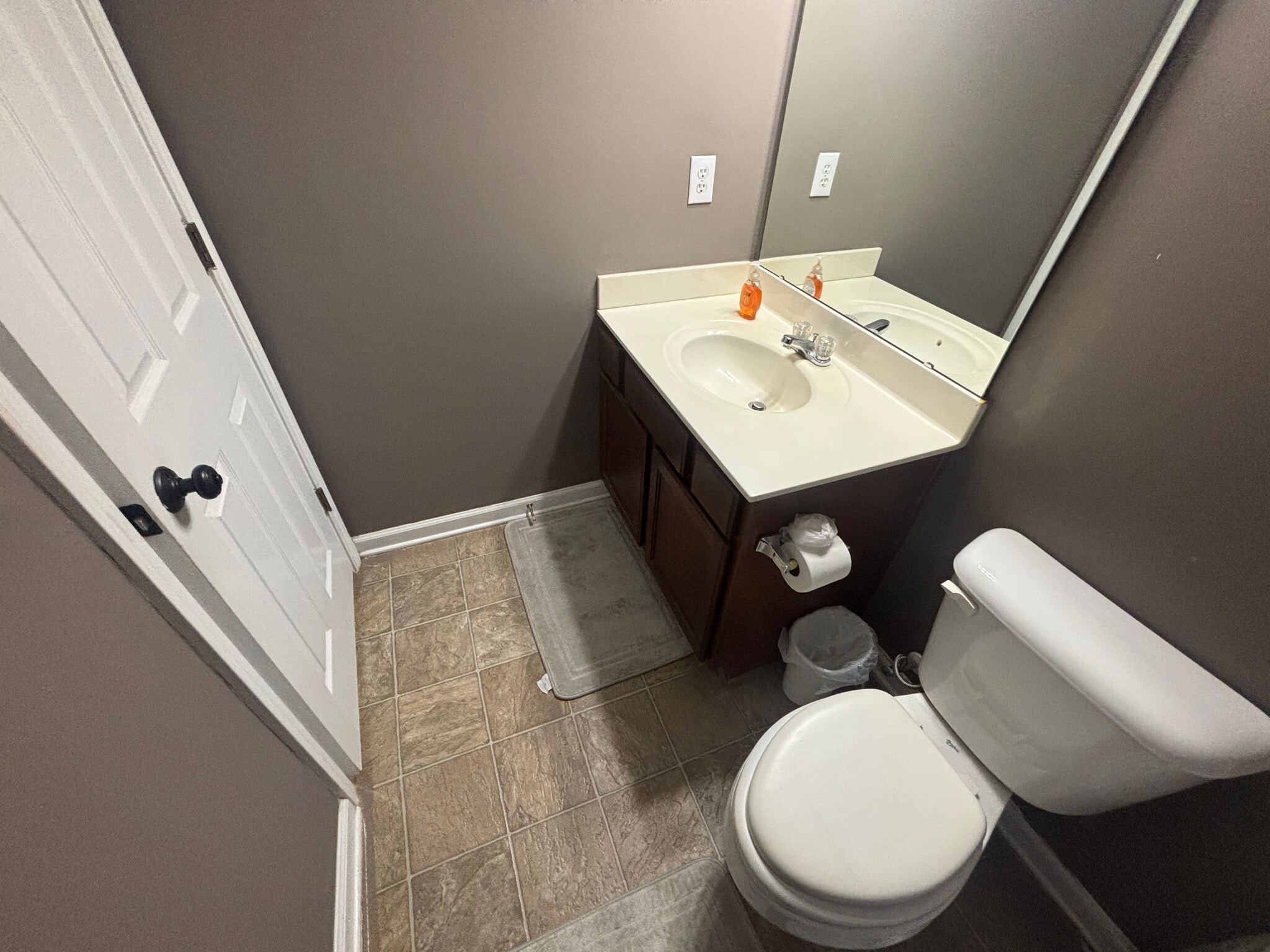 Building Photo - Room in Townhome on Linden Park Ln