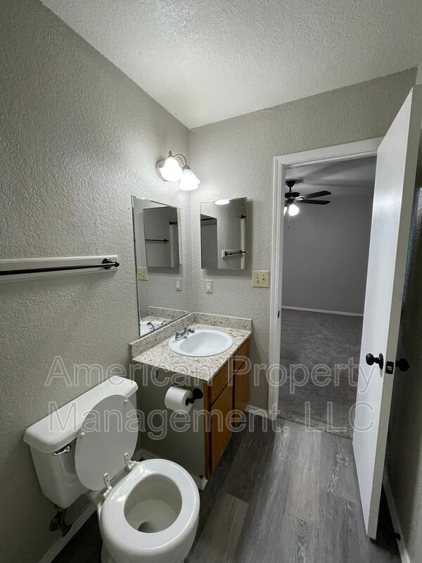 Building Photo - 4406 S 133rd E Ave