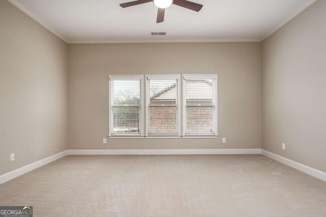 Building Photo - 528 Twinrose Way