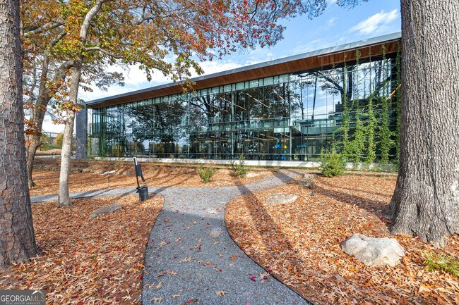 Building Photo - 255 High St