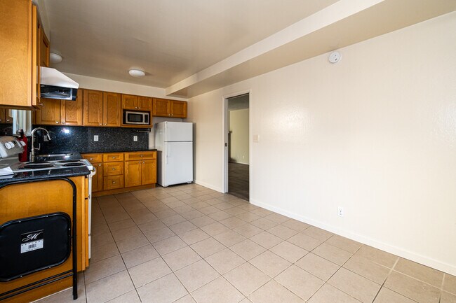 Building Photo - 1034 Shoal Dr