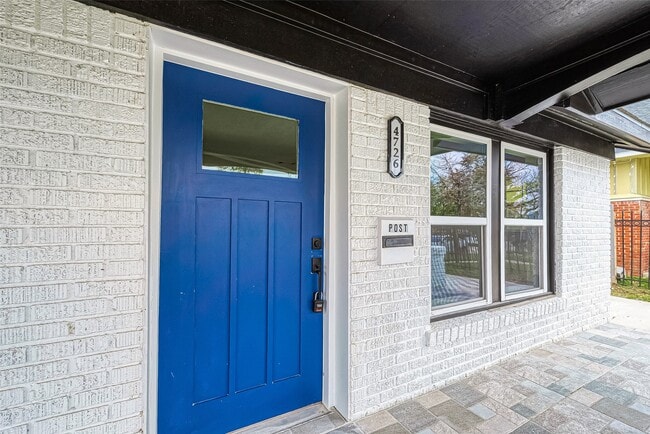 Building Photo - 4726 Pease St