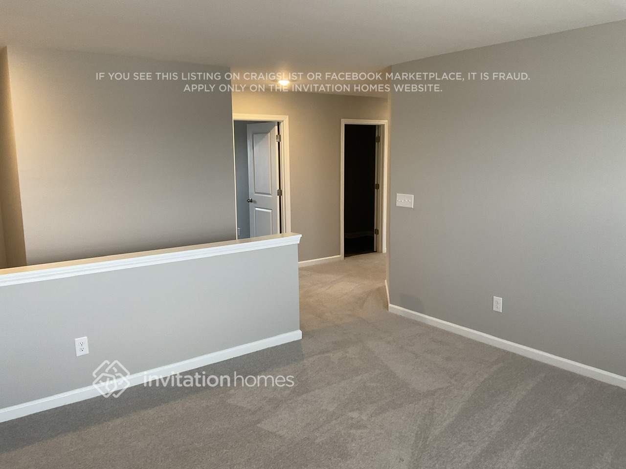 Building Photo - 516 Almere Dr