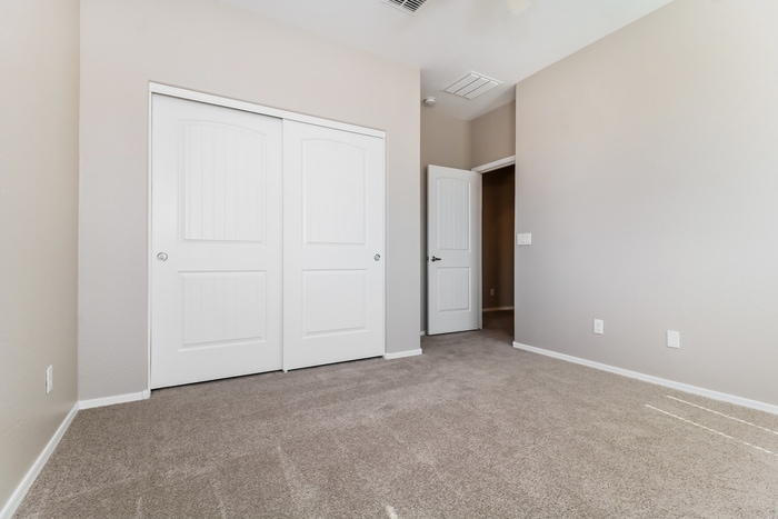 Building Photo - 17736 W Mandalay Ln