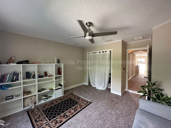 Building Photo - 6979 Bluestem Rd