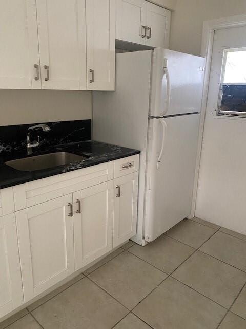 Building Photo - 6032 Pierce St