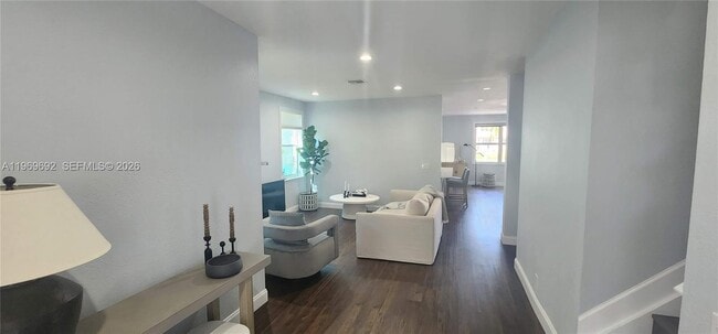 Building Photo - 833 Vista Meadows Dr