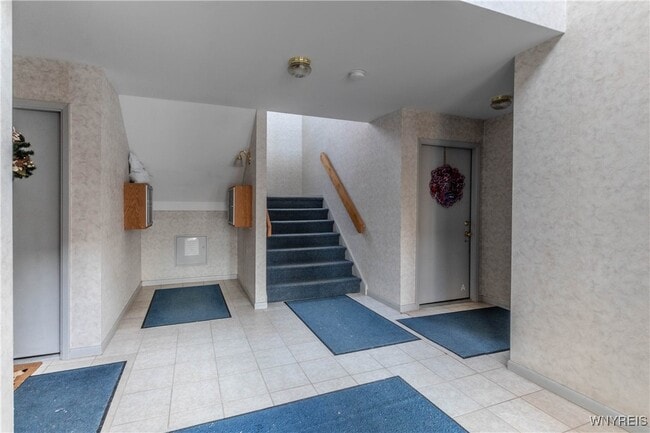 Building Photo - 1105 Youngs Rd