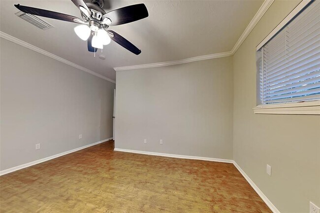 Building Photo - 15318 Sterling Lake Dr