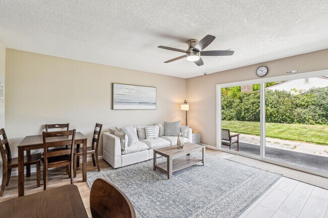 Building Photo - Lovely 2 bed / 2 bath Home in Stonegate
