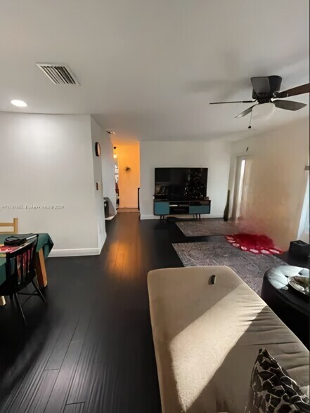 Building Photo - 21455 NW 39th Ave