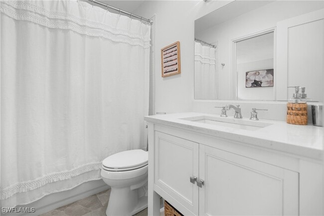 Building Photo - 250 Lanchester Ct