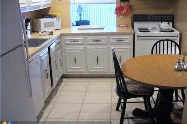 Building Photo - 601 Three Islands Boulevard