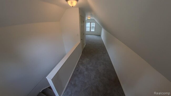 Building Photo - 18411 Grandville Ave